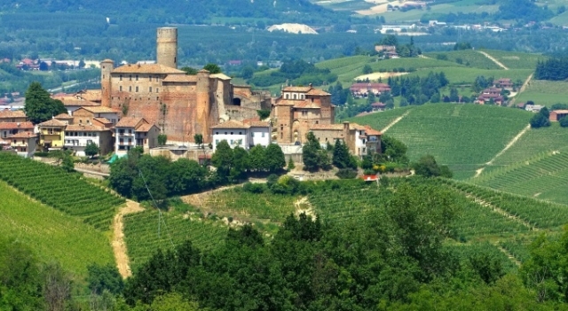 castiglione-Falletto.jpg