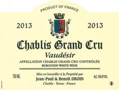 Cette édition ne ternira pas la réputation du domaine qui décroche deux coups de coeur en grand cru. Les Clos donnent un vin au nez complexe, profond et élégant, minéral et subtilement boisé, sur des notes vanillées et épicées. La bouche, au diapason, brille par son ampleur, son gras, sa texture soyeuse, qui se conjuguent avec des notes de silex - une minéralité qui explose en finale. De la richesse, de la précision : ce que l'on attend d'un grand cru.