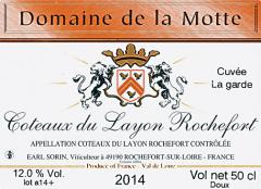 D'un jaune paille intense, ce 2014 libère d'élégantes notes de fruits blancs (poire, pêche) et des nuances délicatement miellées. On retrouve les fruits dans une bouche harmonieuse, à la fois douce et fraîche, qui rappelle le miel en finale.